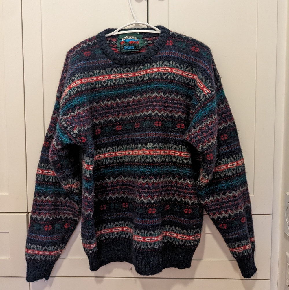 Vintage Beaver Canoe Multicolor Sweater